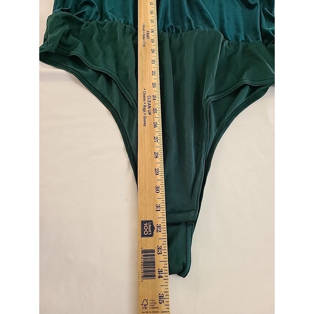 NWT Pretty Little Things One Shoulder Velvet Bodysuit Emerald Green Size 24 - Picture 10 of 10